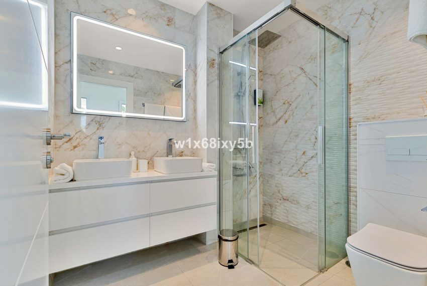 R4950724-Villa-For-Sale-San-Pedro-de-Alcantara-Detached-6-Beds-442-Built-14