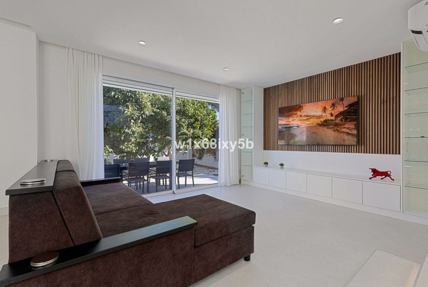 R4950724-Villa-For-Sale-San-Pedro-de-Alcantara-Detached-6-Beds-442-Built-6