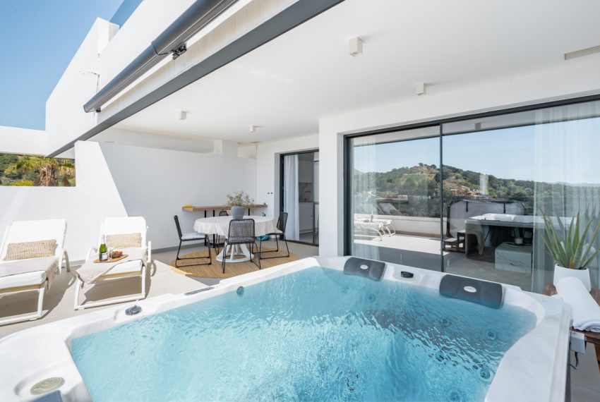 R4954591-Apartment-For-Sale-Estepona-Penthouse-2-Beds-75-Built