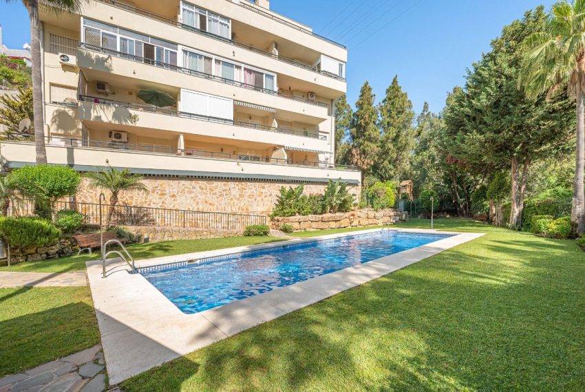 R4955245-Apartment-For-Sale-Calahonda-Penthouse-2-Beds-70-Built-1