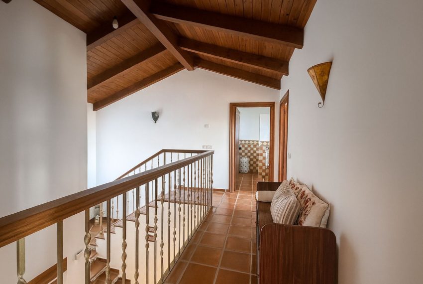 R4955488-Villa-For-Sale-Istan-Detached-4-Beds-233-Built-8