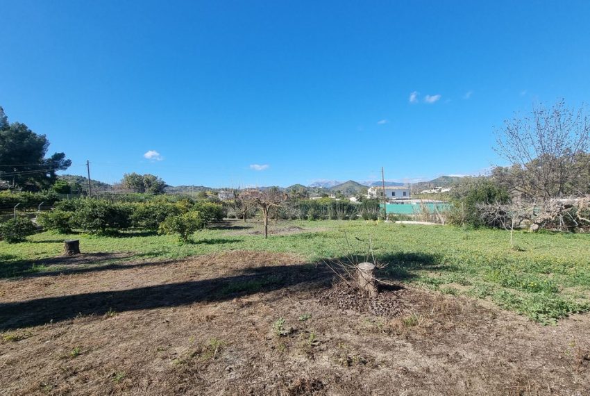 R4957456-Villa-For-Sale-Coin-Detached-2-Beds-85-Built-1