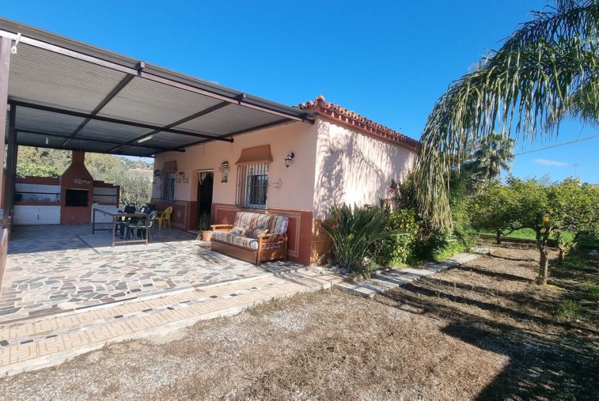 R4957456-Villa-For-Sale-Coin-Detached-2-Beds-85-Built-11