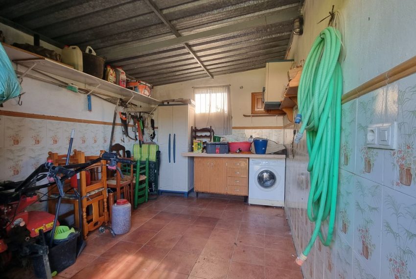 R4957456-Villa-For-Sale-Coin-Detached-2-Beds-85-Built-12