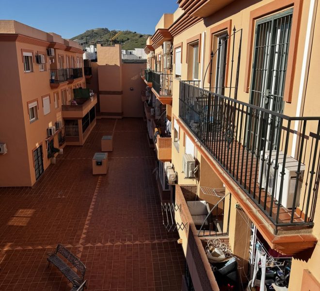 R4958632-Image 1-Penthouse - 2 Beds - 73 Built