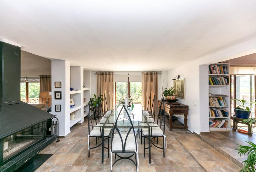 R4963984-Villa-For-Sale-Mijas-Finca-6-Beds-460-Built-12