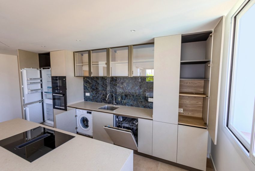 R4967503-Apartment-For-Sale-Nueva-Andalucia-Middle-Floor-2-Beds-101-Built-2