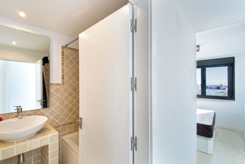 R4967893-Apartment-For-Sale-Estepona-Penthouse-2-Beds-110-Built-13