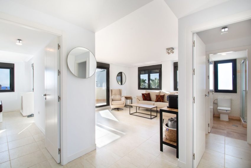 R4967893-Apartment-For-Sale-Estepona-Penthouse-2-Beds-110-Built-7