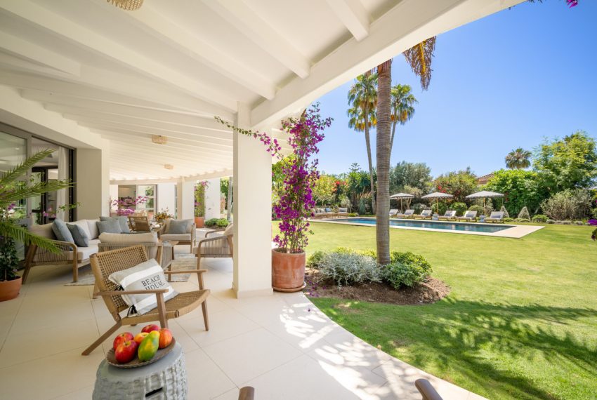 R4969240-Villa-For-Sale-Nueva-Andalucia-Detached-5-Beds-722-Built-16