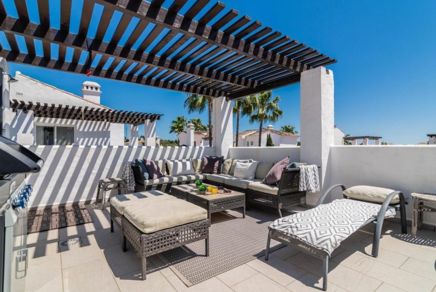 R4969870-Apartment-For-Sale-Nueva-Andalucia-Penthouse-2-Beds-102-Built