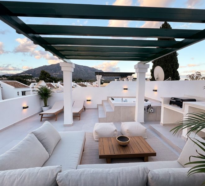 R4970533-Image 1-Penthouse Duplex - 3 Beds - 137 Built