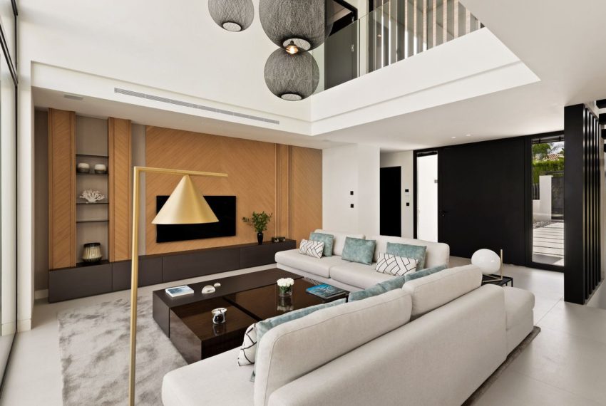 R4974355-Villa-For-Sale-Nueva-Andalucia-Detached-5-Beds-476-Built-7