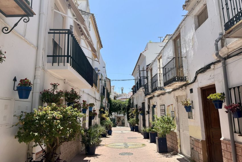 R4974754-Apartment-For-Sale-Estepona-Penthouse-1-Beds-48-Built