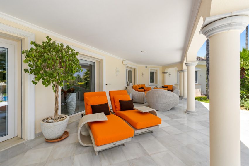 R4986523-Villa-For-Sale-Nueva-Andalucia-Detached-6-Beds-890-Built-15