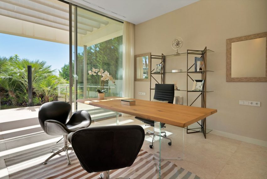 R4989610-Villa-For-Sale-Benahavis-Detached-5-Beds-546-Built-10