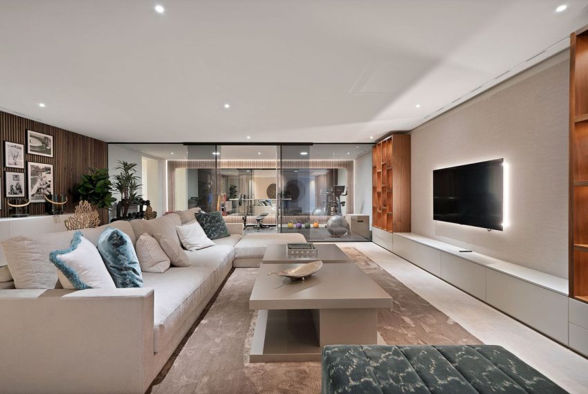 R4989610-Villa-For-Sale-Benahavis-Detached-5-Beds-546-Built-11