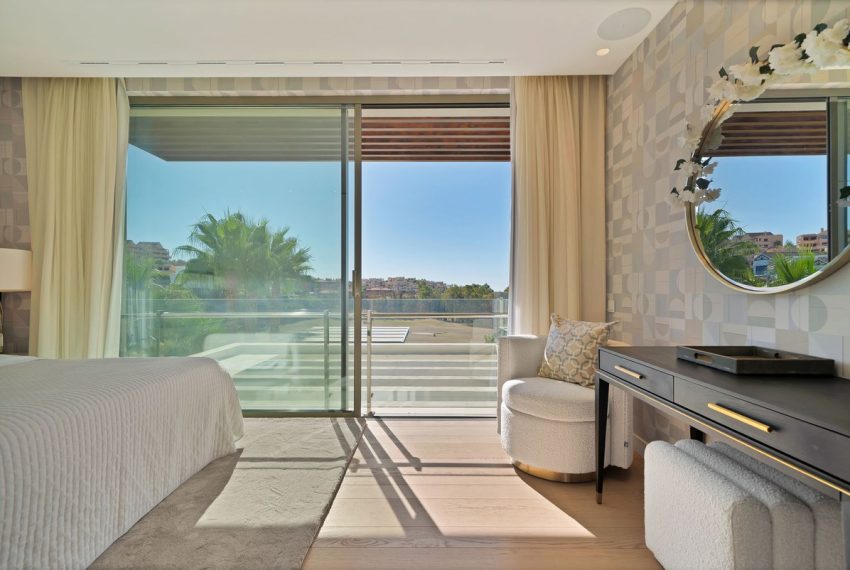 R4989610-Villa-For-Sale-Benahavis-Detached-5-Beds-546-Built-13