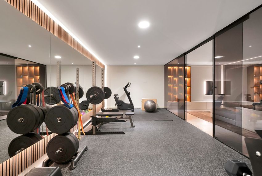 R4989610-Villa-For-Sale-Benahavis-Detached-5-Beds-546-Built-16