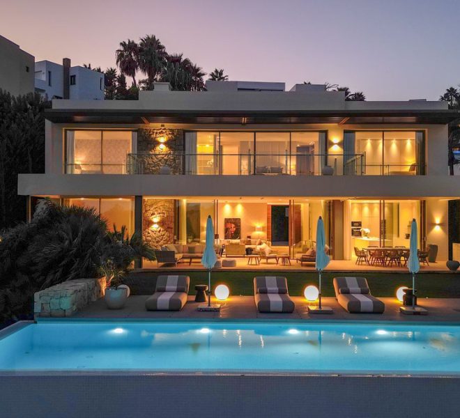 R4989610-Image 1-Detached - 5 Beds - 546 Built