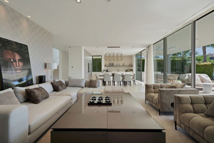 R4989610-Villa-For-Sale-Benahavis-Detached-5-Beds-546-Built-8