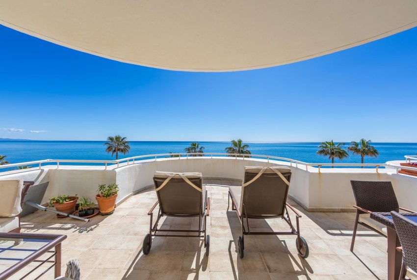 R4990162-Apartment-For-Sale-Estepona-Penthouse-3-Beds-150-Built