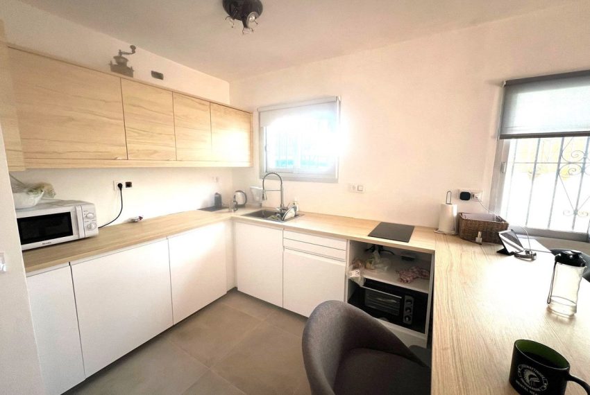 R4992277-Villa-For-Sale-Calahonda-Semi-Detached-2-Beds-92-Built-1