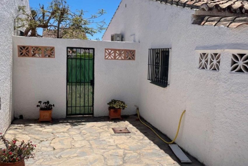 R4992277-Villa-For-Sale-Calahonda-Semi-Detached-2-Beds-92-Built-6
