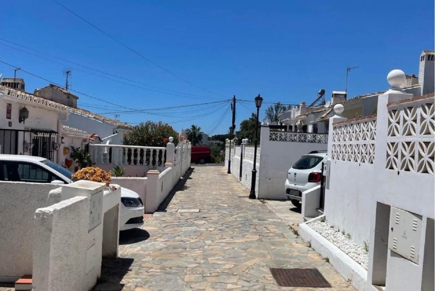 R4992277-Villa-For-Sale-Calahonda-Semi-Detached-2-Beds-92-Built-8