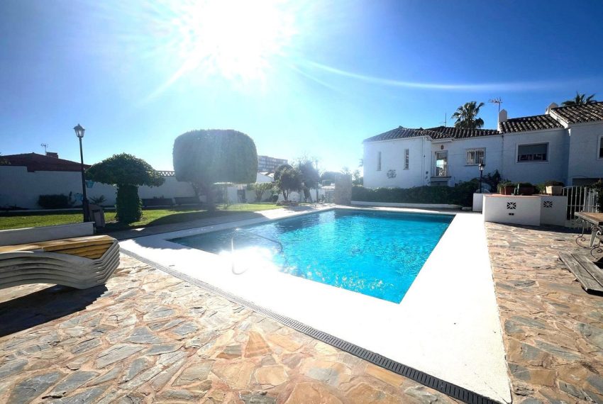 R4992277-Villa-For-Sale-Calahonda-Semi-Detached-2-Beds-92-Built-9