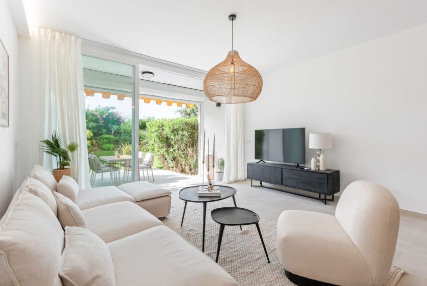 R5015557-Townhouse-For-Sale-Nueva-Andalucia-Terraced-3-Beds-143-Built-2