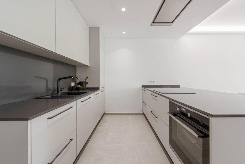 R5015557-Townhouse-For-Sale-Nueva-Andalucia-Terraced-3-Beds-143-Built-5