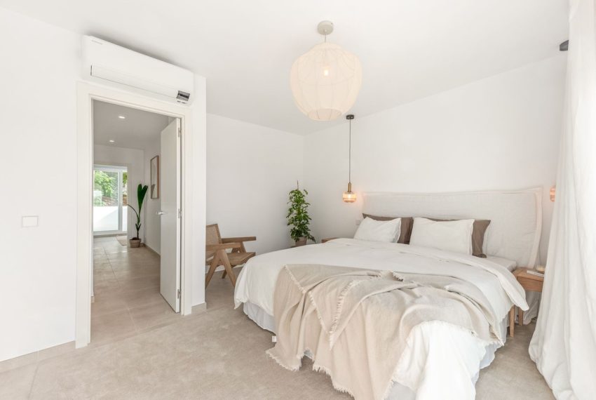 R5015557-Townhouse-For-Sale-Nueva-Andalucia-Terraced-3-Beds-143-Built-9