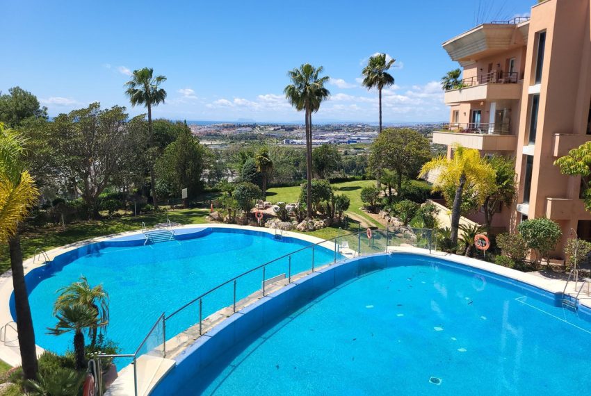 R5016217-Apartment-For-Sale-Nueva-Andalucia-Middle-Floor-2-Beds-117-Built