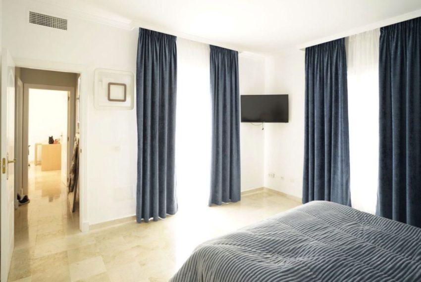 R5021161-Townhouse-For-Sale-Aloha-Terraced-2-Beds-159-Built-12