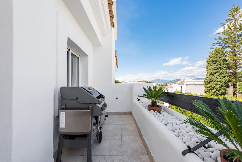 R5023852-Apartment-For-Sale-Nueva-Andalucia-Penthouse-2-Beds-66-Built-13