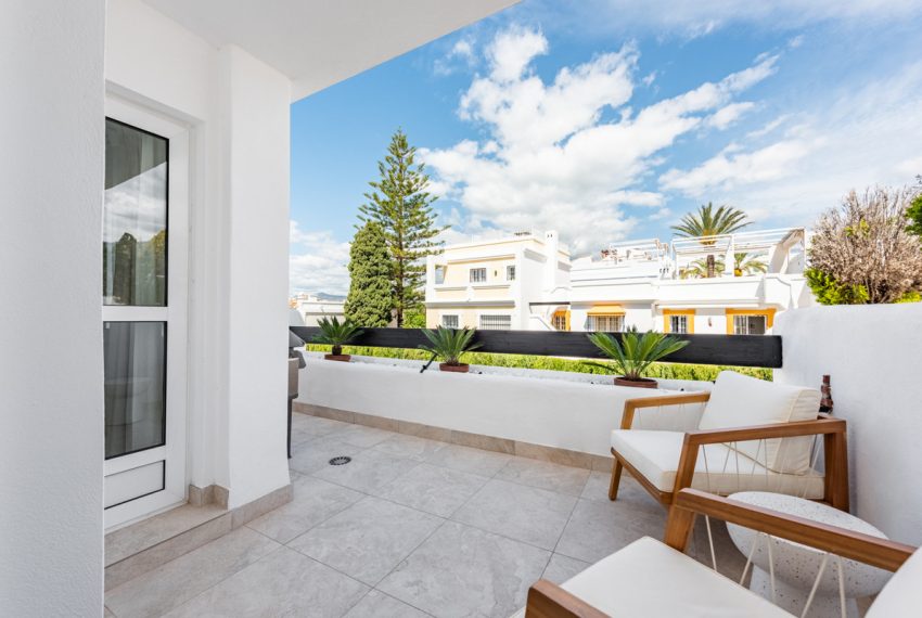 R5023852-Apartment-For-Sale-Nueva-Andalucia-Penthouse-2-Beds-66-Built-14