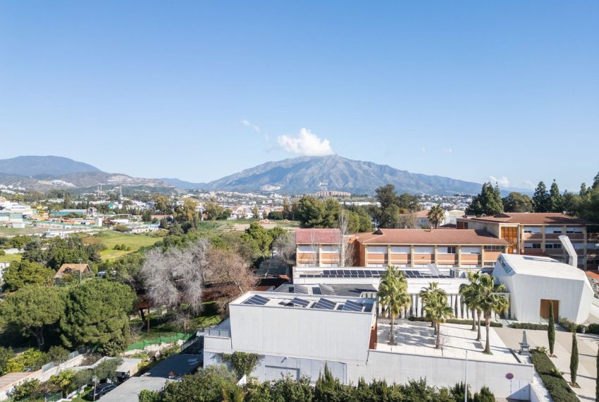 R5024572-Villa-For-Sale-San-Pedro-de-Alcantara-Detached-6-Beds-457-Built-3