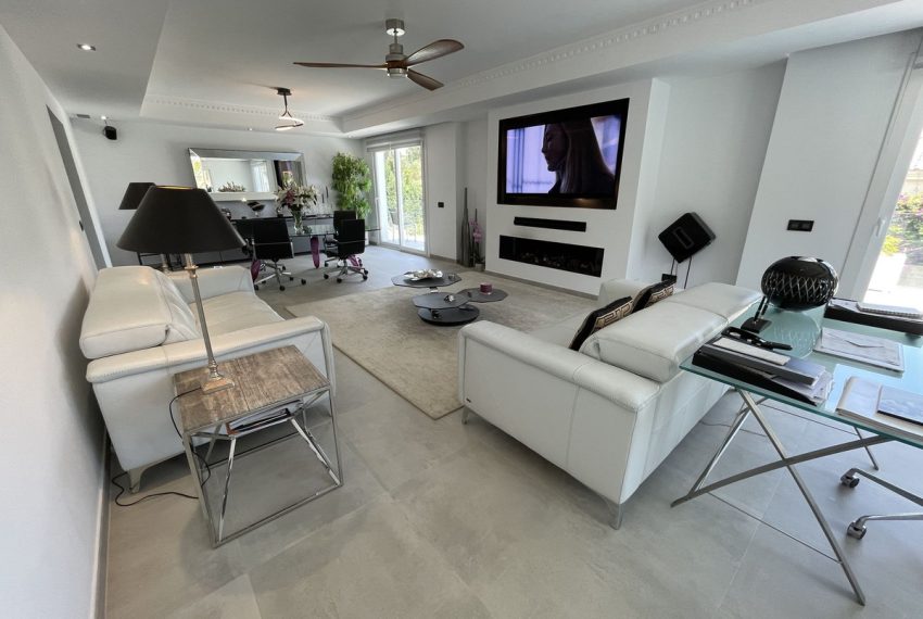 R5032111-Villa-For-Sale-Atalaya-Detached-10-Beds-1750-Built-14