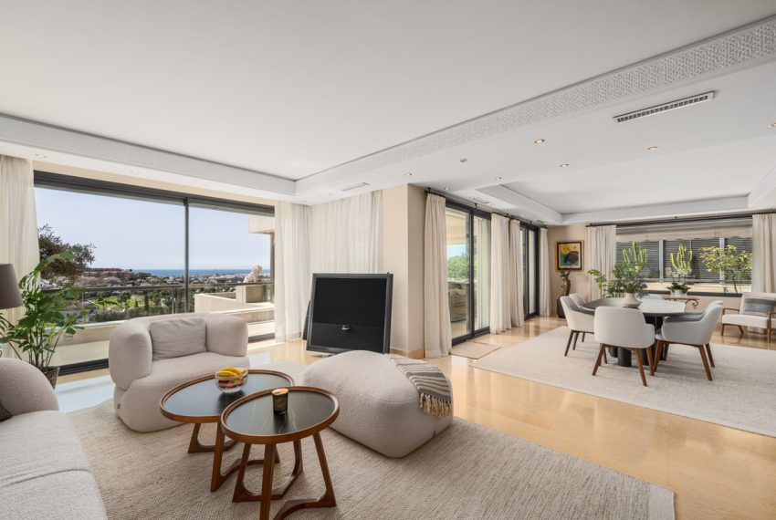 R5039125-Apartment-For-Sale-Nueva-Andalucia-Penthouse-Duplex-4-Beds-363-Built-8