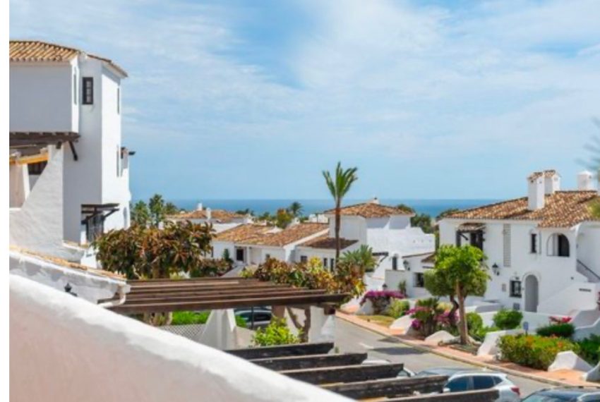 R5039149-Townhouse-For-Sale-Marbella-Terraced-2-Beds-95-Built-1