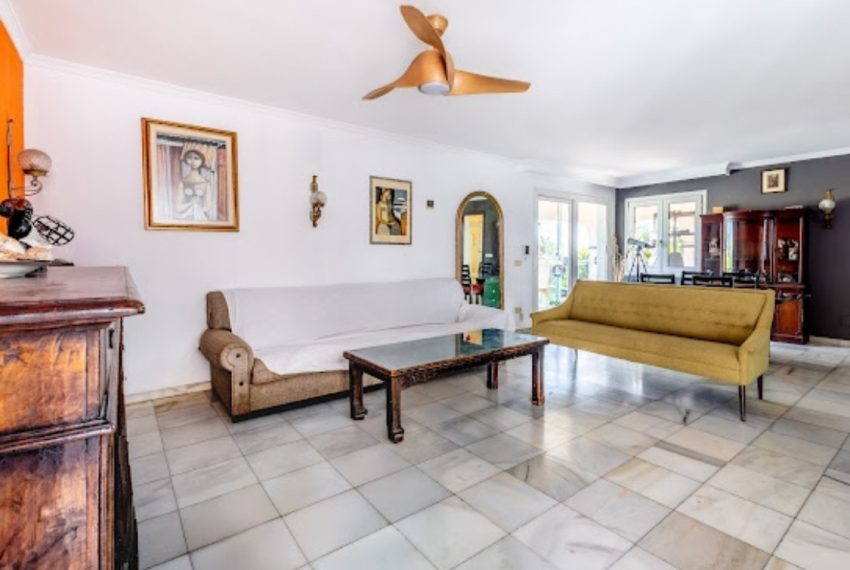 R5039161-Villa-For-Sale-Marbella-Detached-5-Beds-336-Built-17
