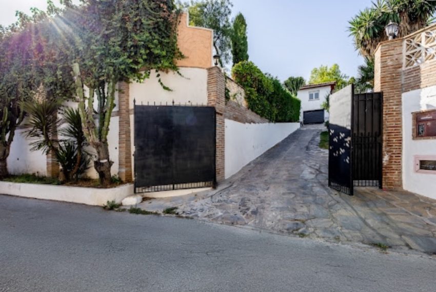 R5039161-Villa-For-Sale-Marbella-Detached-5-Beds-336-Built-2