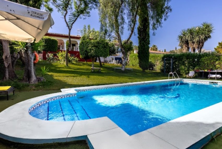 R5039161-Villa-For-Sale-Marbella-Detached-5-Beds-336-Built