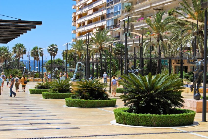 R5039482-Apartment-For-Sale-Marbella-Middle-Floor-4-Beds-153-Built