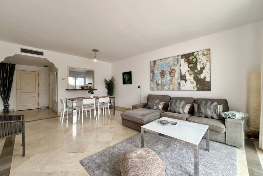 R5041303-Apartment-For-Sale-El-Presidente-Penthouse-2-Beds-125-Built-3