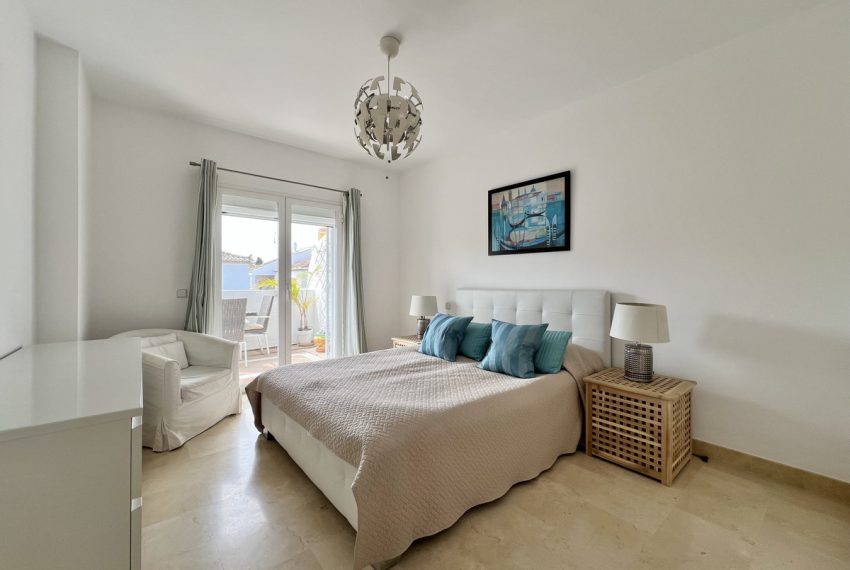 R5041303-Apartment-For-Sale-El-Presidente-Penthouse-2-Beds-125-Built-4