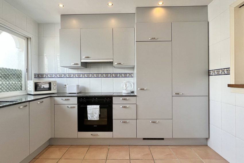 R5041303-Apartment-For-Sale-El-Presidente-Penthouse-2-Beds-125-Built-9