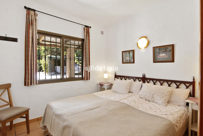 R5042317-Villa-For-Sale-Estepona-Detached-4-Beds-134-Built-17