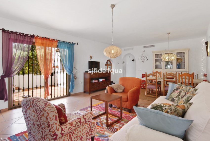 R5042317-Villa-For-Sale-Estepona-Detached-4-Beds-134-Built-6